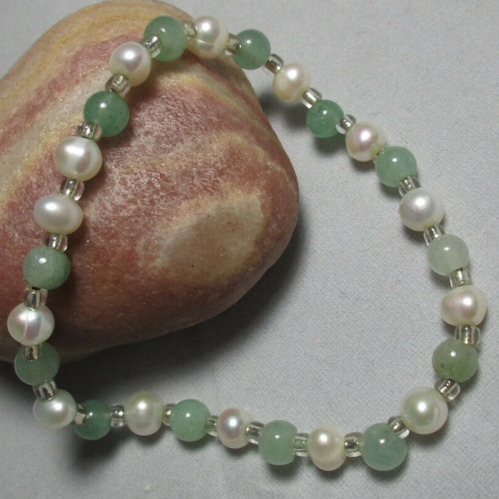 Nice Pearl and Jade Stretch Bracelet w/ Clear Bead Spacers